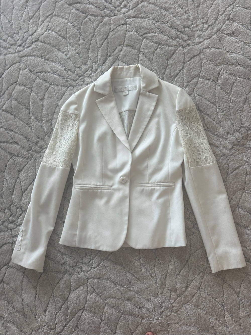 Boston Proper Cream Lace-Detail Single-Button Blazer
